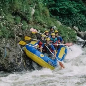 photo rafting di sungai cisadane
